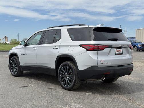 2022 Chevrolet Traverse RS