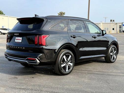 2022 Kia Sorento S