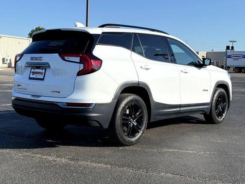 2022 GMC Terrain AWD AT4