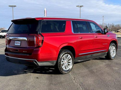 2023 GMC Yukon XL SLT