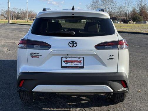 2026 Toyota Corolla Cross LE