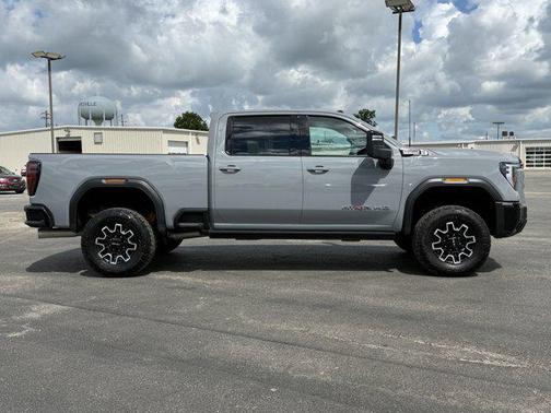 2024 GMC Sierra 2500 AT4