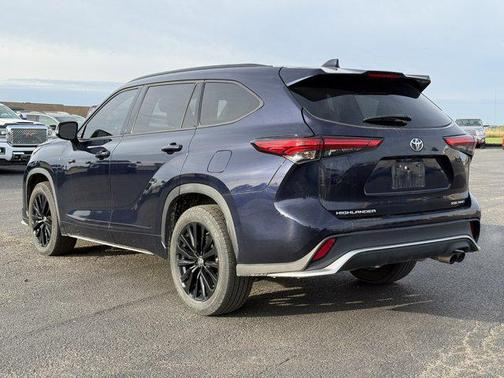 2023 Toyota Highlander XSE