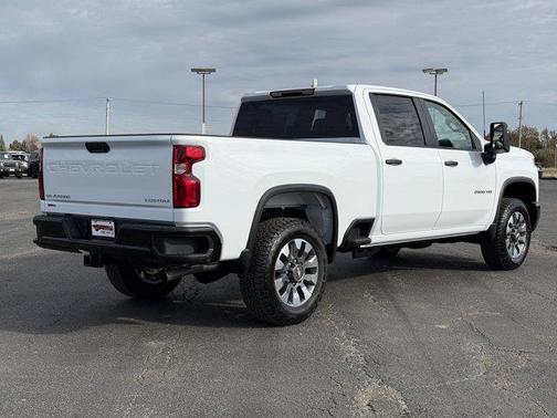 2026 Chevrolet Silverado 2500 Custom