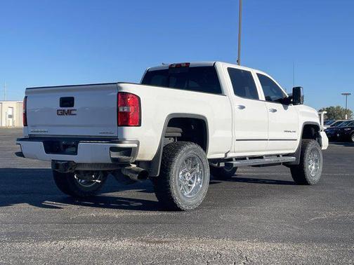 2016 GMC Sierra 2500 Denali