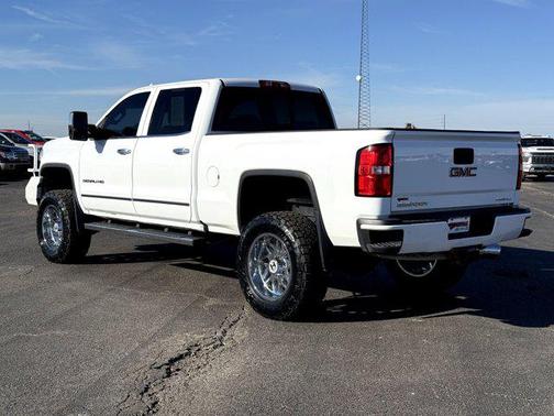 2016 GMC Sierra 2500 Denali