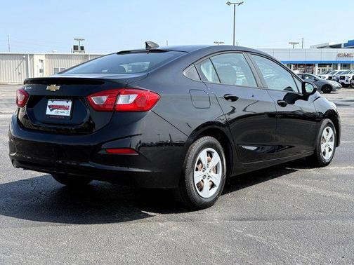 2018 Chevrolet Cruze LS