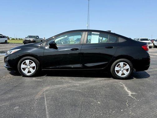 2018 Chevrolet Cruze LS