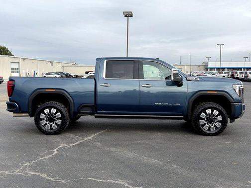 2024 GMC Sierra 2500 Denali