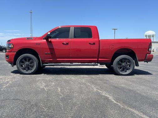 2022 RAM 2500 Big Horn Crew Cab 4x4 6'4' Box