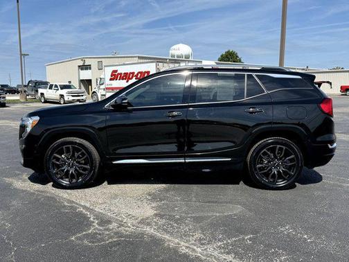 2022 GMC Terrain Denali