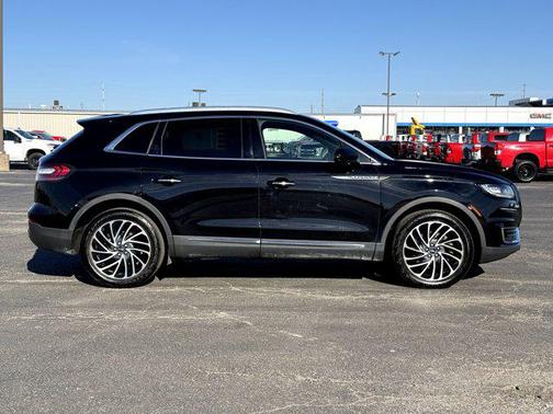 2020 Lincoln Nautilus Reserve