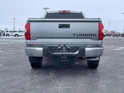 2018 Toyota Tundra SR5