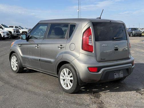 2013 Kia Soul Base