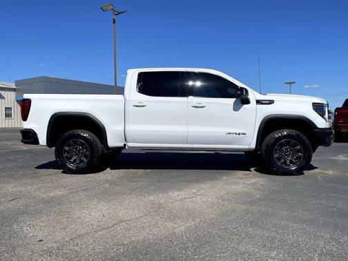 2024 GMC Sierra 1500 AT4X