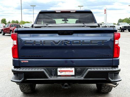 2021 Chevrolet Silverado 1500 Custom Trail Boss