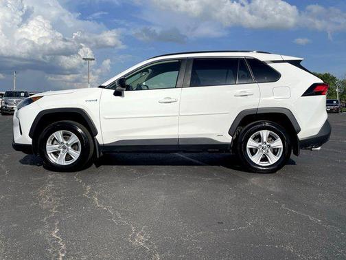 2021 Toyota RAV4 Hybrid LE