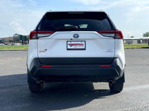 2021 Toyota RAV4 Hybrid LE
