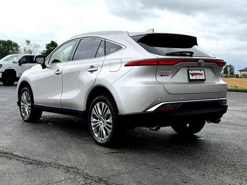2022 Toyota Venza XLE