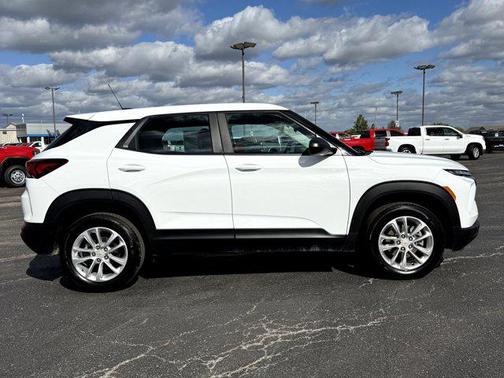 2024 Chevrolet Trailblazer LS
