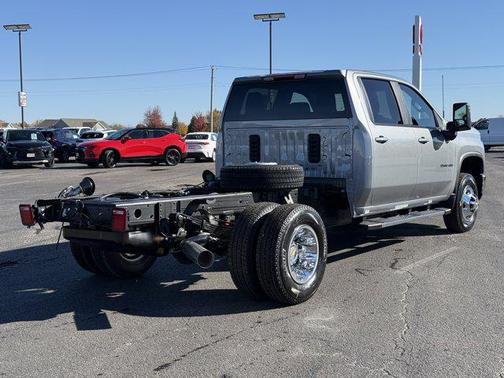 2026 Chevrolet Silverado 3500 LT