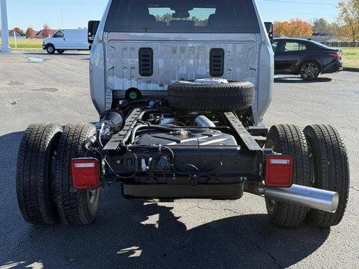 2026 Chevrolet Silverado 3500 LT