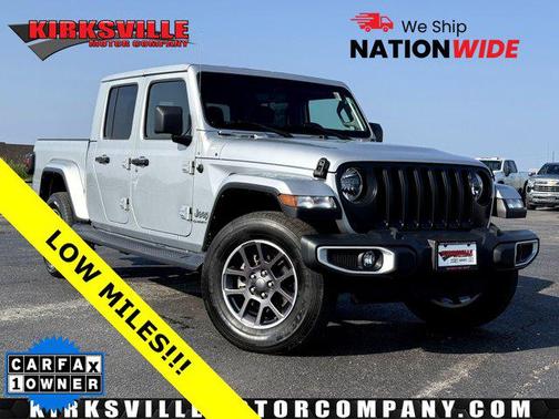 2022 Jeep Gladiator Overland