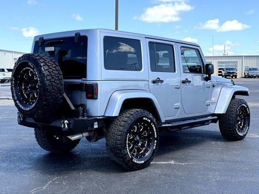 2013 Jeep Wrangler Unlimited Sahara