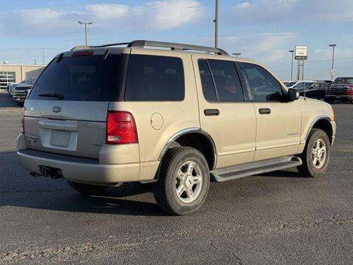 2005 Ford Explorer XLT