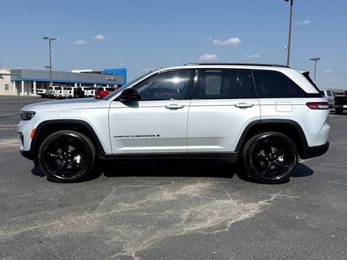 2023 Jeep Grand Cherokee Limited X