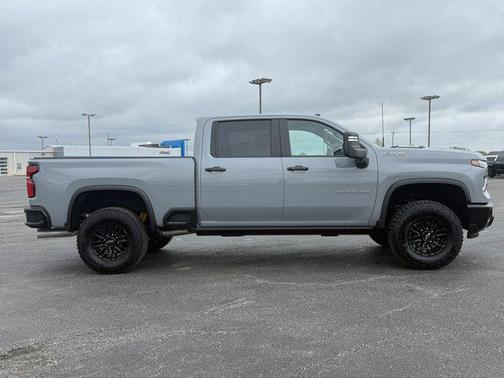 2024 Chevrolet Silverado 2500 4WD Crew Cab Standard Bed ZR2