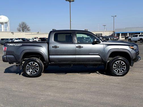 2021 Toyota Tacoma TRD Sport