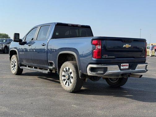 2023 Chevrolet Silverado 3500 LT