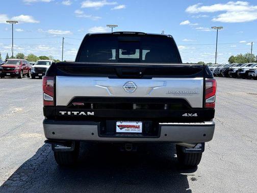 2021 Nissan Titan Platinum Reserve
