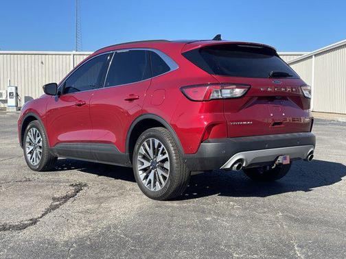 2020 Ford Escape Titanium