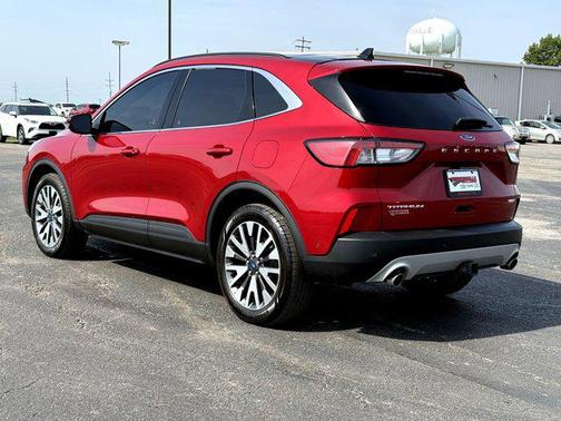 2020 Ford Escape Titanium
