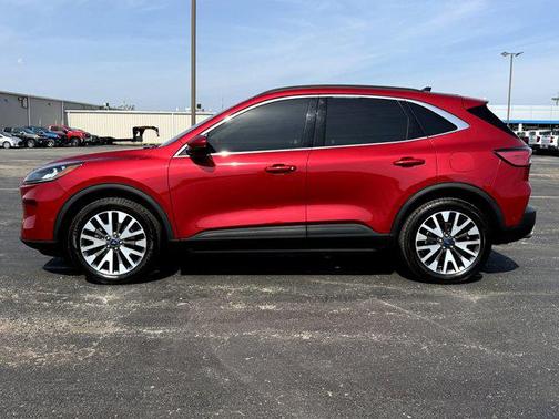 2020 Ford Escape Titanium