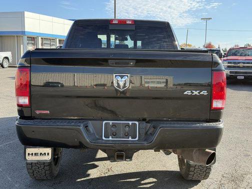 2018 RAM 2500 Big Horn Crew Cab 4x4 6'4' Box