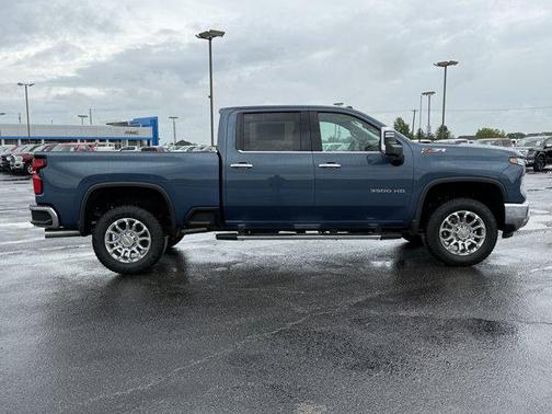 2025 Chevrolet Silverado 3500 LTZ
