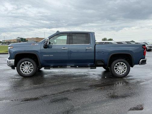 2025 Chevrolet Silverado 3500 LTZ