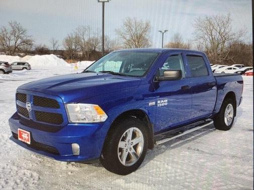 Photo 1 of 8 of 2014 RAM 1500 Tradesman/Express