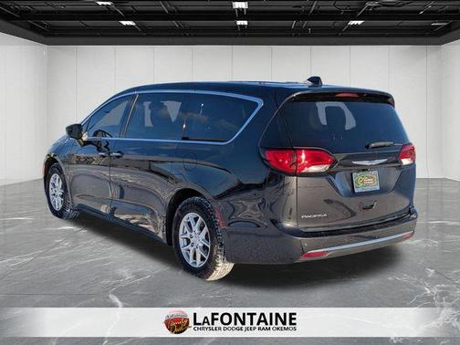 2020 Chrysler Pacifica Touring