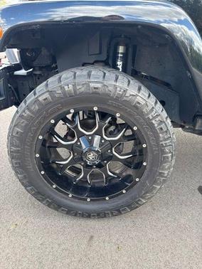 Black Clearcoat 2017 Jeep Wrangler Unlimited Rubicon