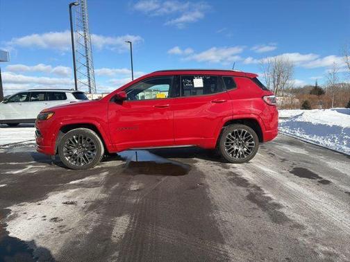 2023 Jeep Compass (RED) Edition