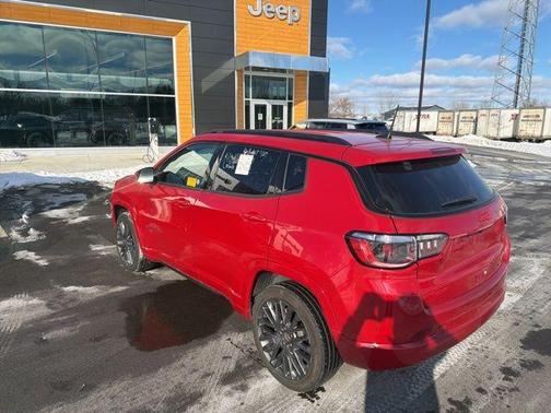 2023 Jeep Compass (RED) Edition