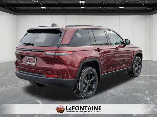 2025 Jeep Grand Cherokee Laredo