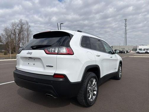 2021 Jeep Cherokee Latitude Lux