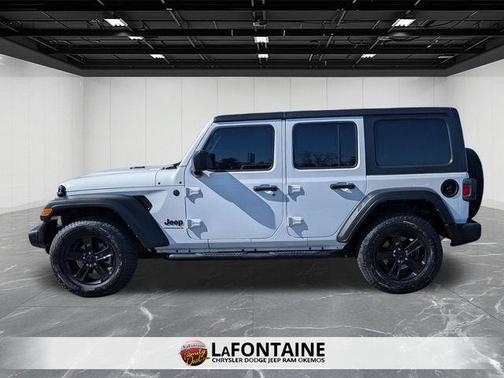 Bright White Clearcoat 2023 Jeep Wrangler Sport