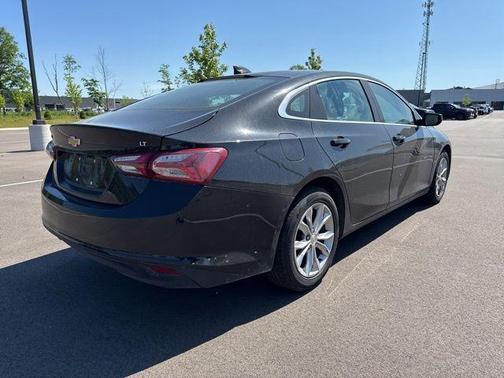 Black Metallic 2022 Chevrolet Malibu LT