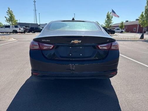 Black Metallic 2022 Chevrolet Malibu LT
